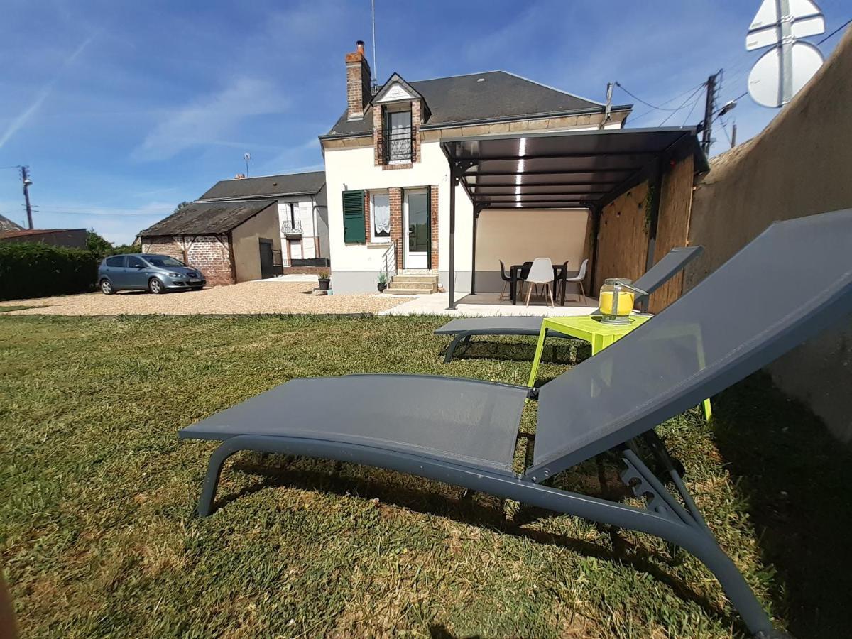 Gite Les Grandes Vacances A Moree 41 Exterior foto
